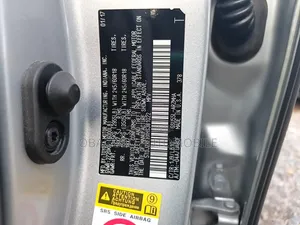 Toyota Highlander XLE 4x4 V6 (3.5L 6cyl 8A) 2017 Gray