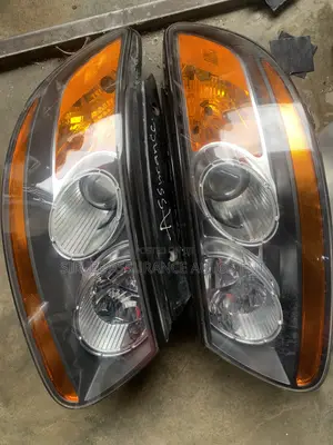 Headlights Hyundai Santa Fe 2010