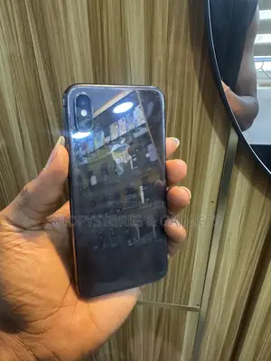 Apple iPhone X 64 GB Black