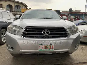 Toyota Highlander 2013 Silver