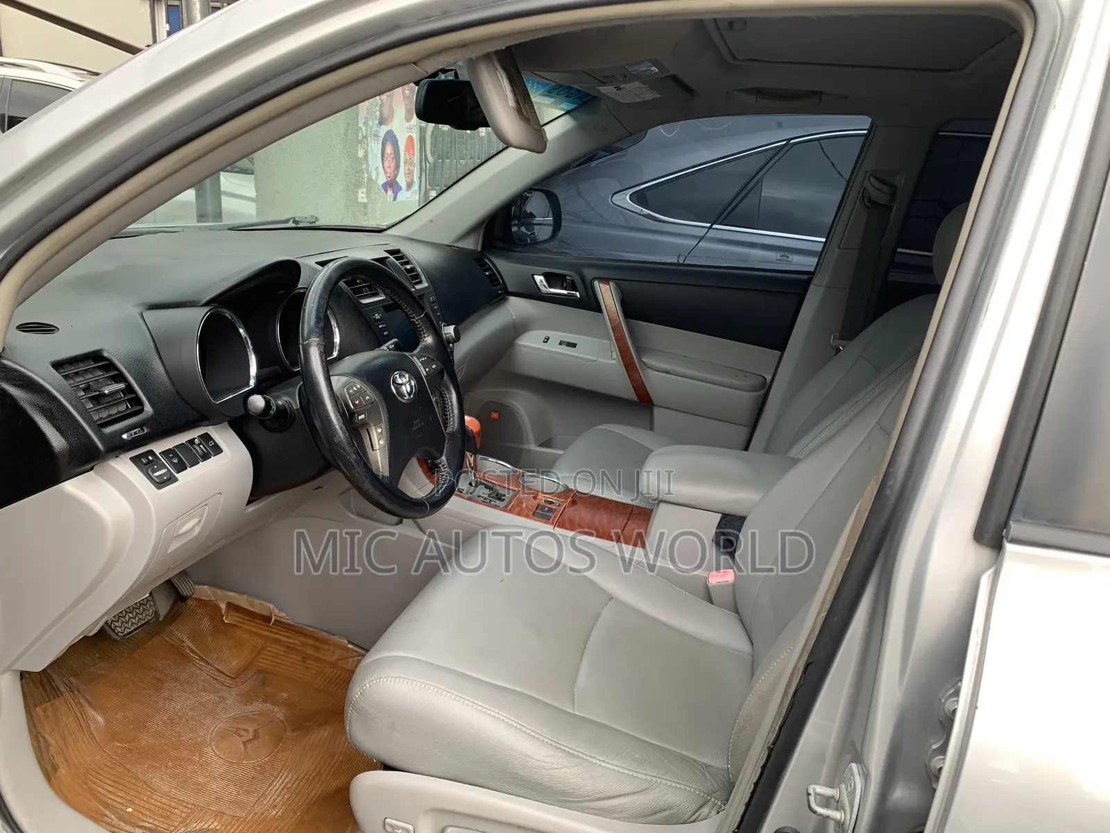 Toyota Highlander 2013 Silver