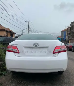 Toyota Camry 2010 White