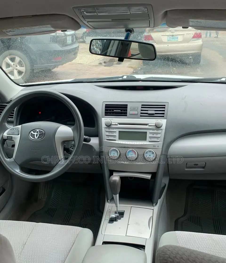 Toyota Camry 2010 White