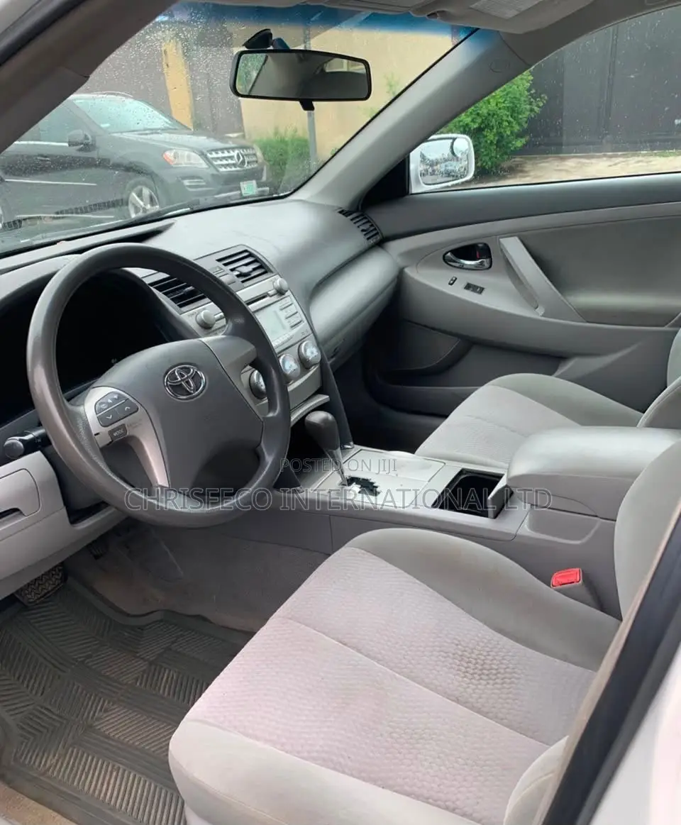 Toyota Camry 2010 White