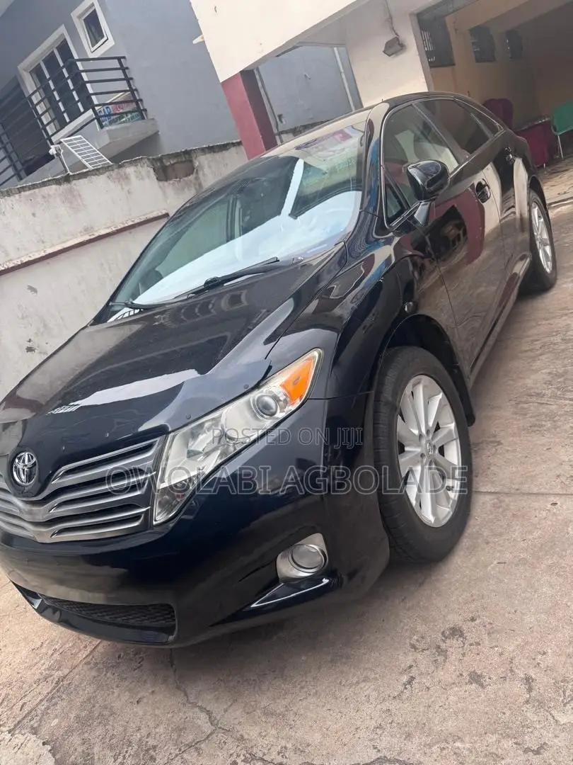 Toyota Venza AWD 2010 Black