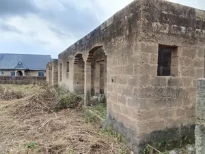 20bdrm Apartment in Apata for Sale, Ibadan