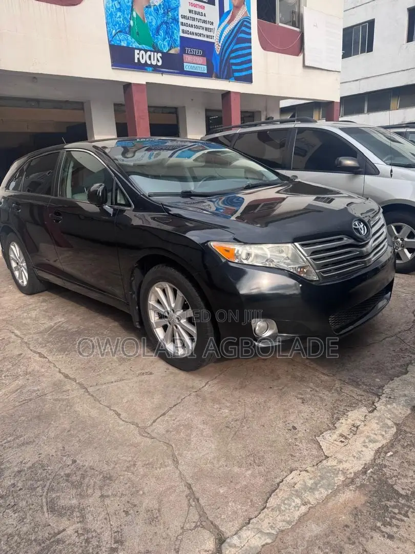Toyota Venza AWD 2010 Black