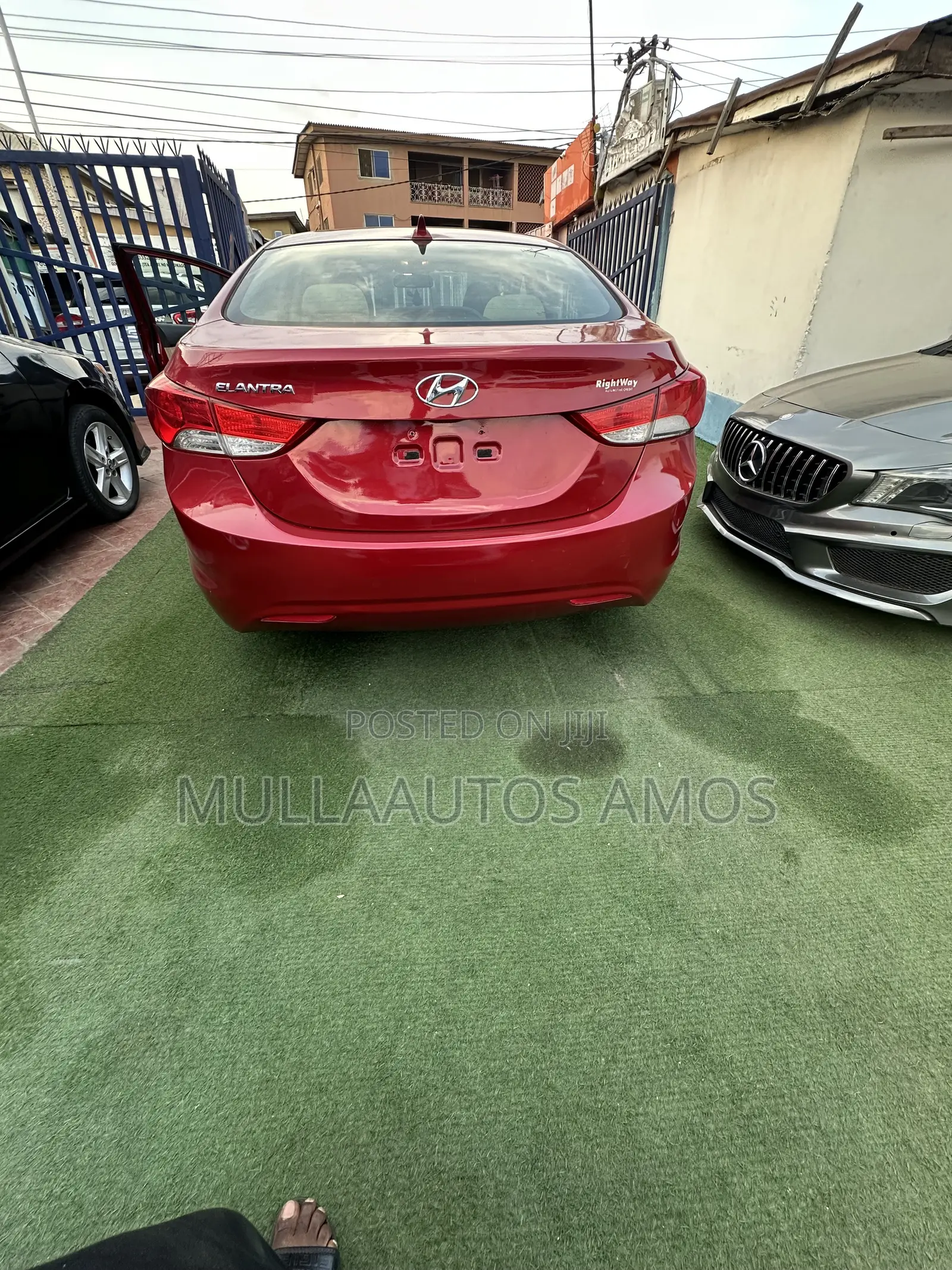 Hyundai Elantra Limited 2011 Red