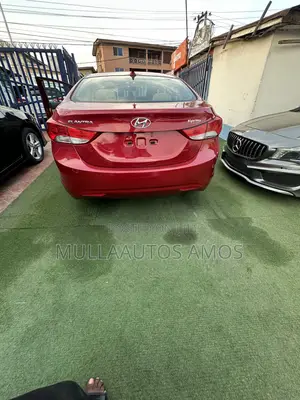 Hyundai Elantra Limited 2011 Red