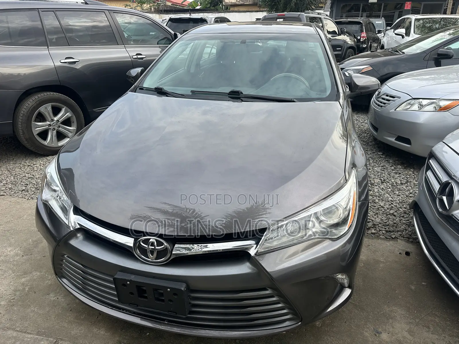 Toyota Camry 2016 Gray