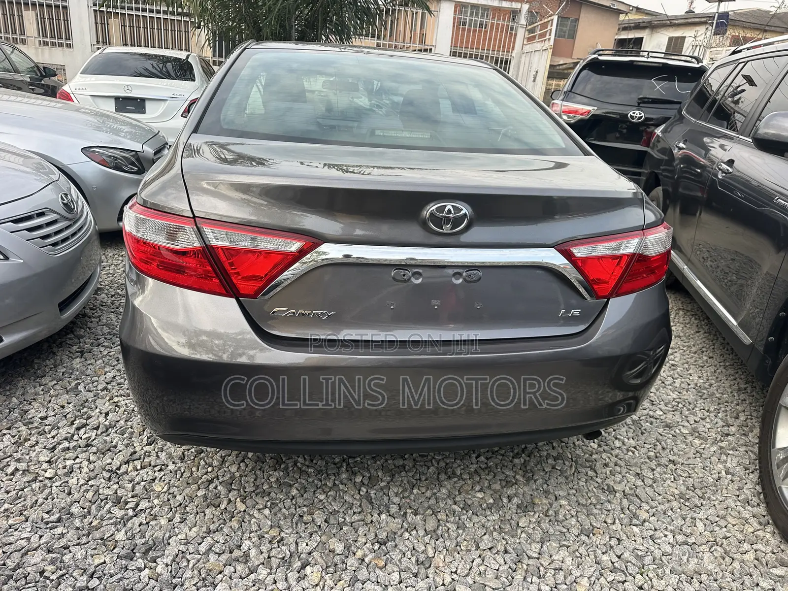 Toyota Camry 2016 Gray