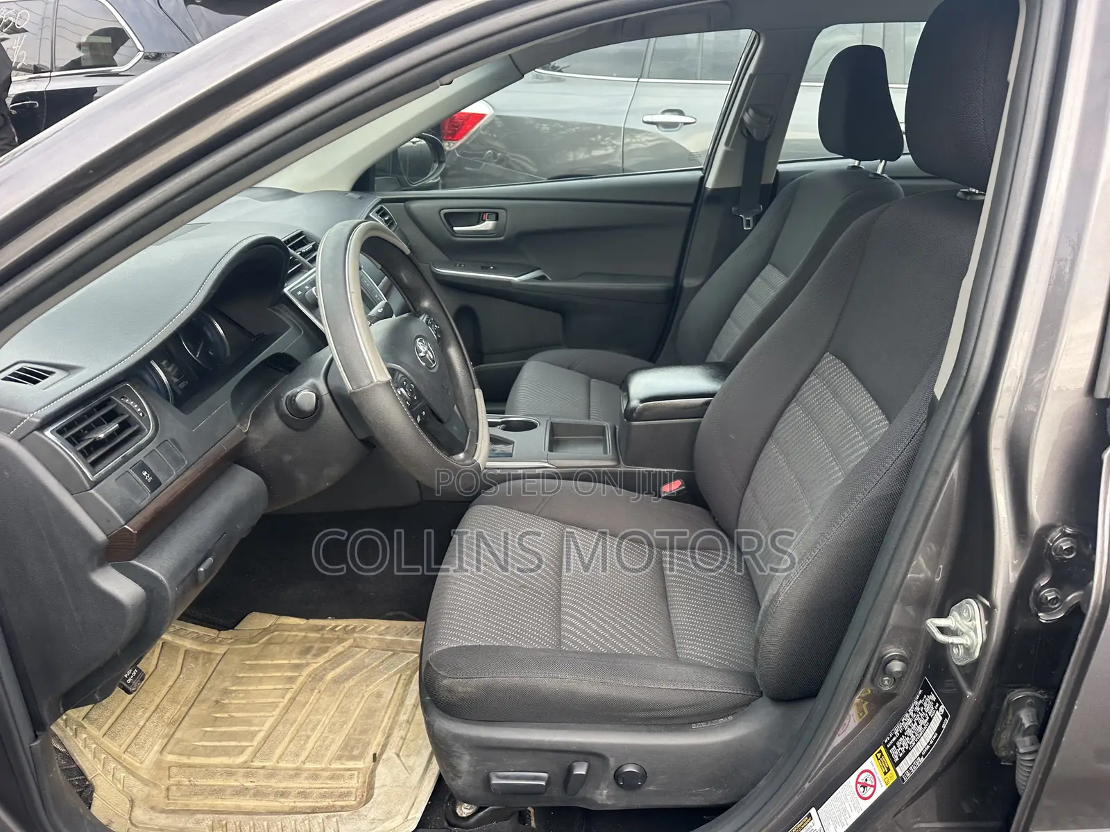 Toyota Camry 2016 Gray