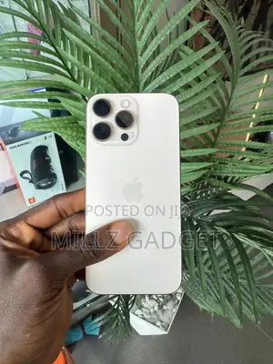 Apple iPhone 16 Pro Max 256 GB Gold