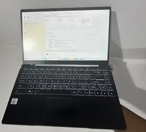 Laptop MSI Modern 14 16GB Intel Core 7 SSD 512GB