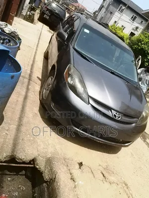 Toyota Sienna 2006 Gray