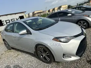 Toyota Corolla 2018 Silver