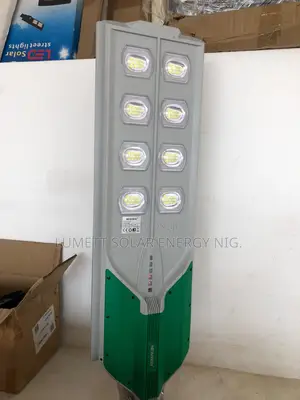 300W Solar LED Roadside Lighting System