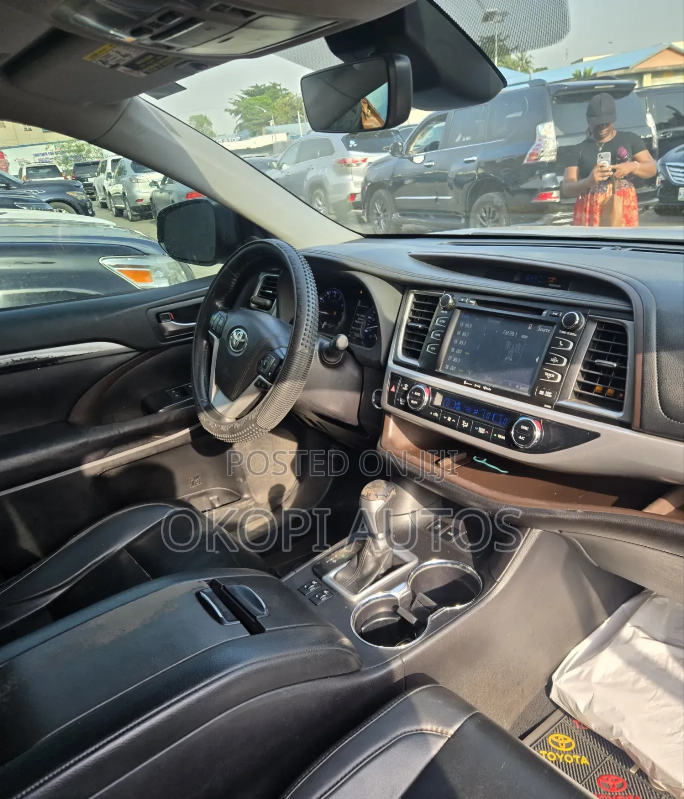 Toyota Highlander 2019 Brown