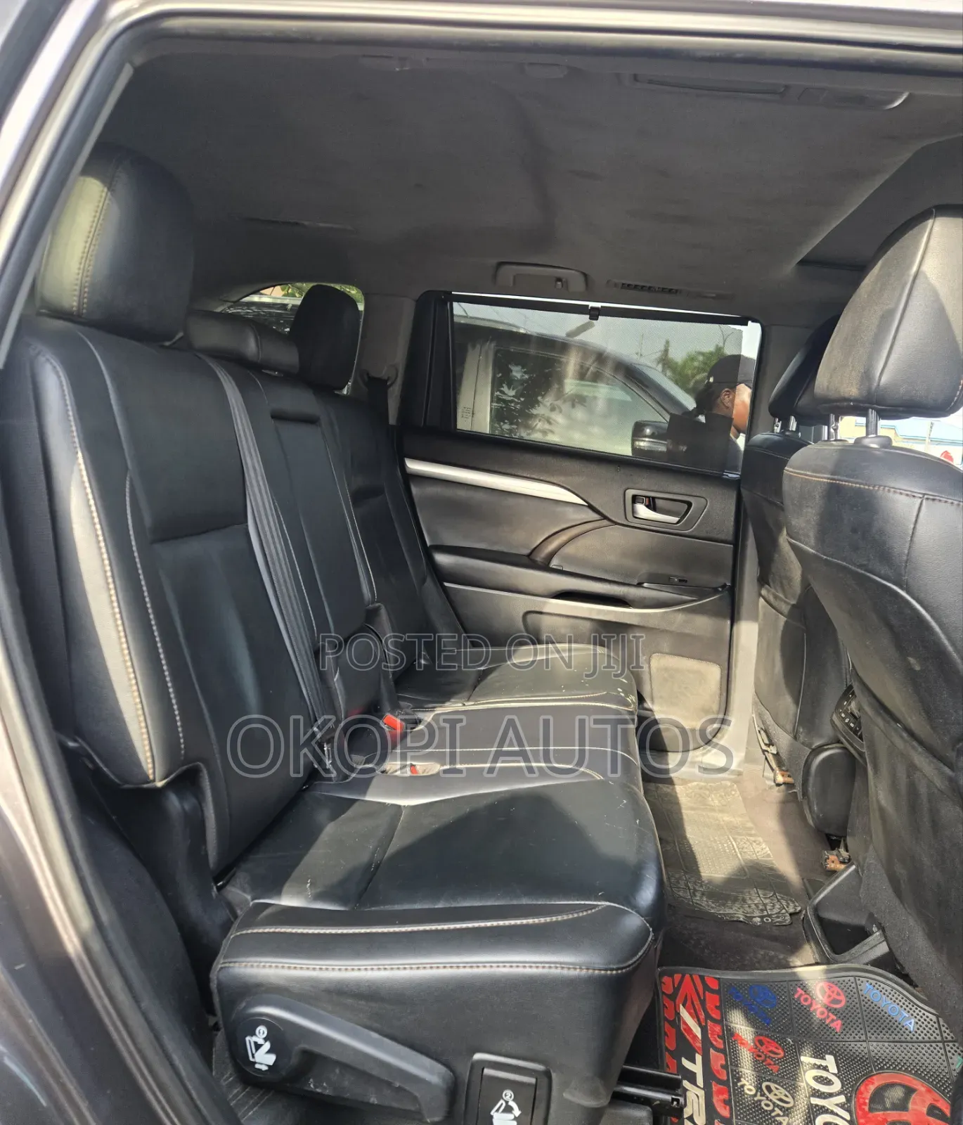 Toyota Highlander 2019 Brown