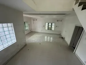 3bdrm Townhouse / Terrace in Horizon 1, Lekki Phase 1 for rent