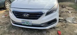 Hyundai Sonata Limited 2.0T Sedan (2.0L 4cyl 6A) 2013 White