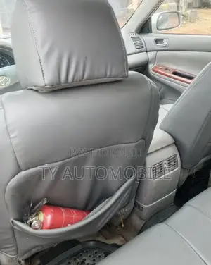 Toyota Camry 2004 Silver