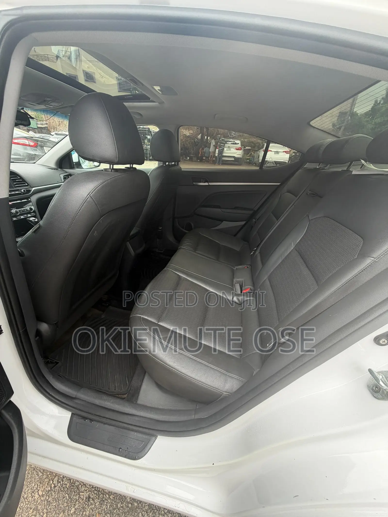 Hyundai Elantra SE 2019 White
