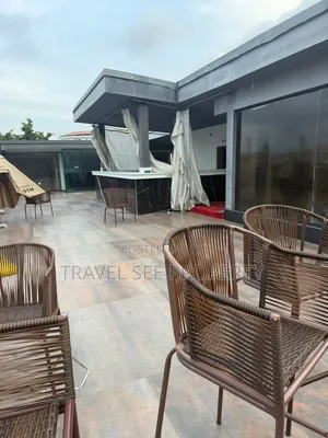 Restaurants / Clubs / Guest House v L