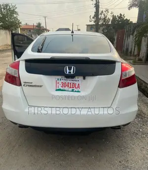 Honda Accord Crosstour 2011 White