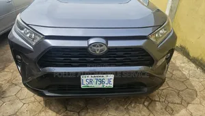 Toyota Camry LE 2021 Gray