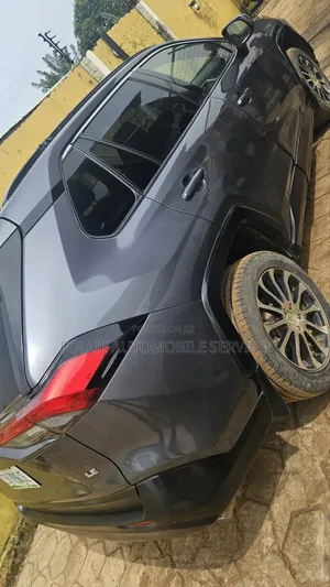 Toyota Camry LE 2021 Gray