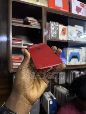 Apple iPhone XR 64 GB Red