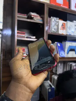 Apple iPhone XR 64 GB Red