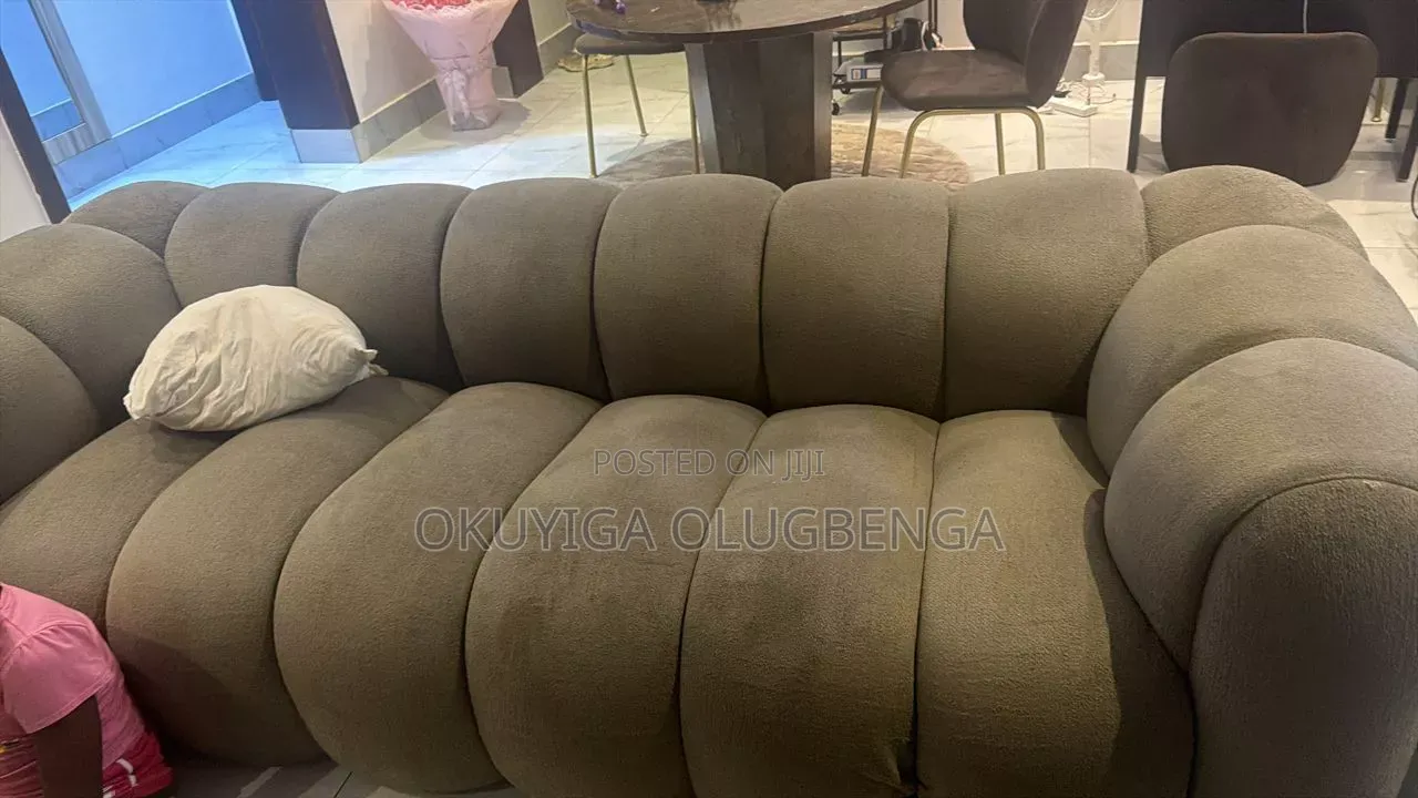 Sofas Cleaning