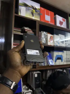 Apple iPhone XR 64 GB Black