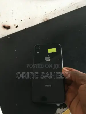 Apple iPhone XR 64 GB Black