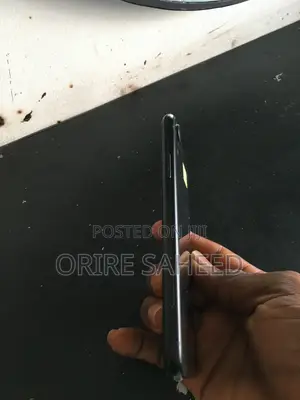 Apple iPhone XR 64 GB Black