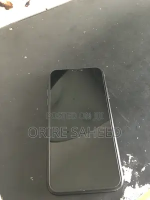 Apple iPhone XR 64 GB Black