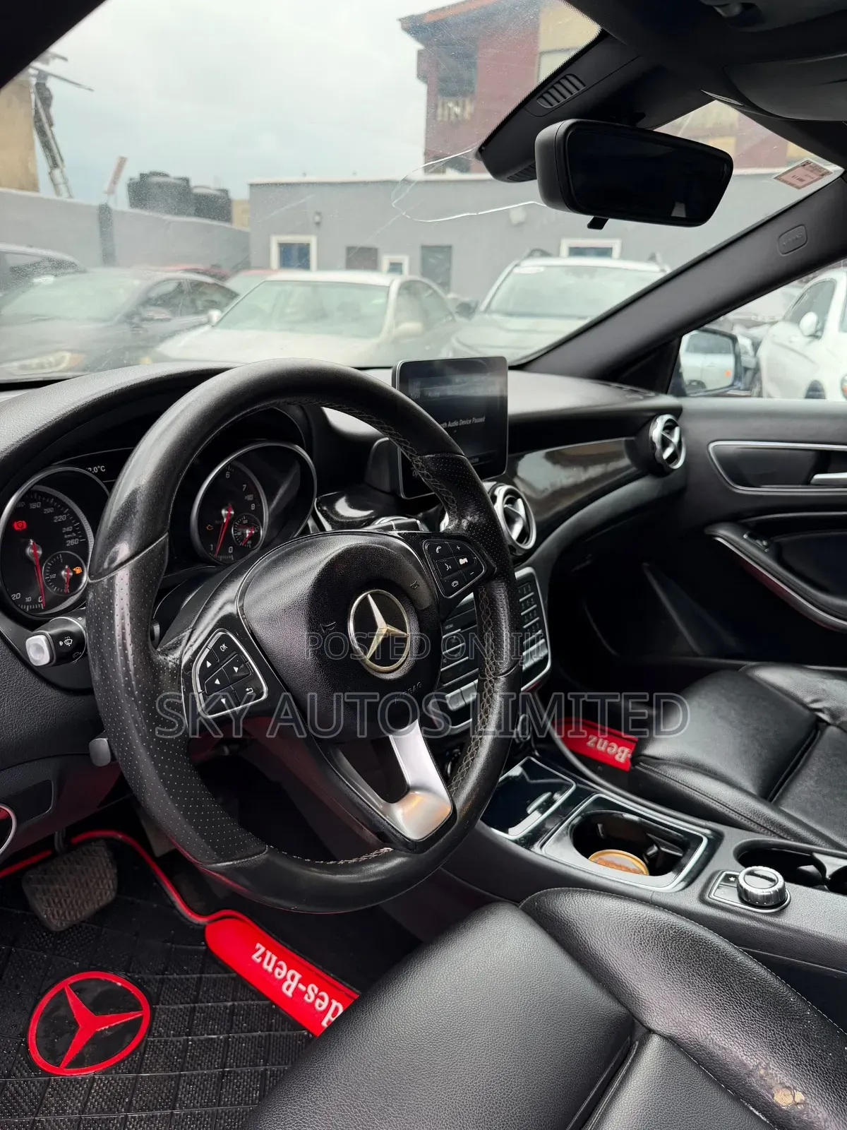 Mercedes-Benz GLA 250 2018 Blue