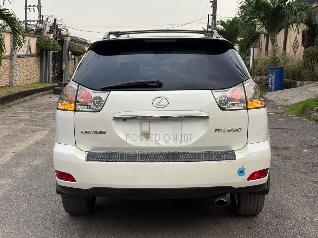 Lexus LX 470 Sport Utility 2007 White