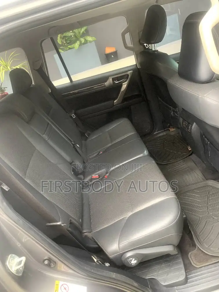 Lexus GX 2014 Gray