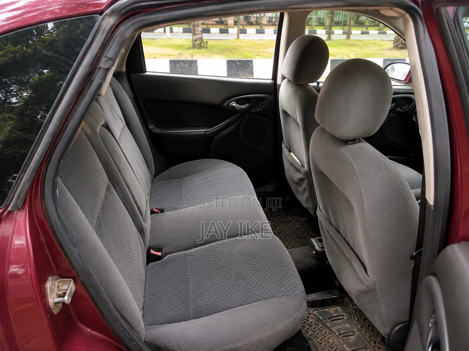 Ford Focus 1.6 Automatic 2004 Maroon
