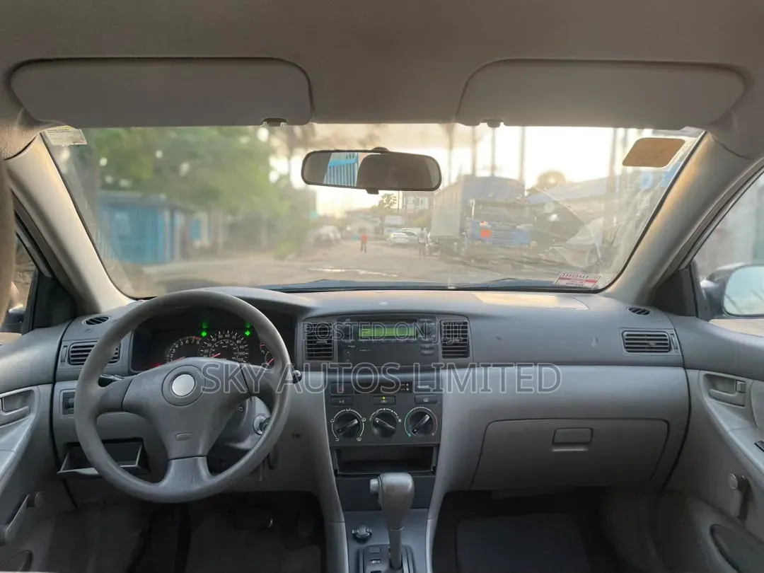 Toyota Corolla 2003 Silver