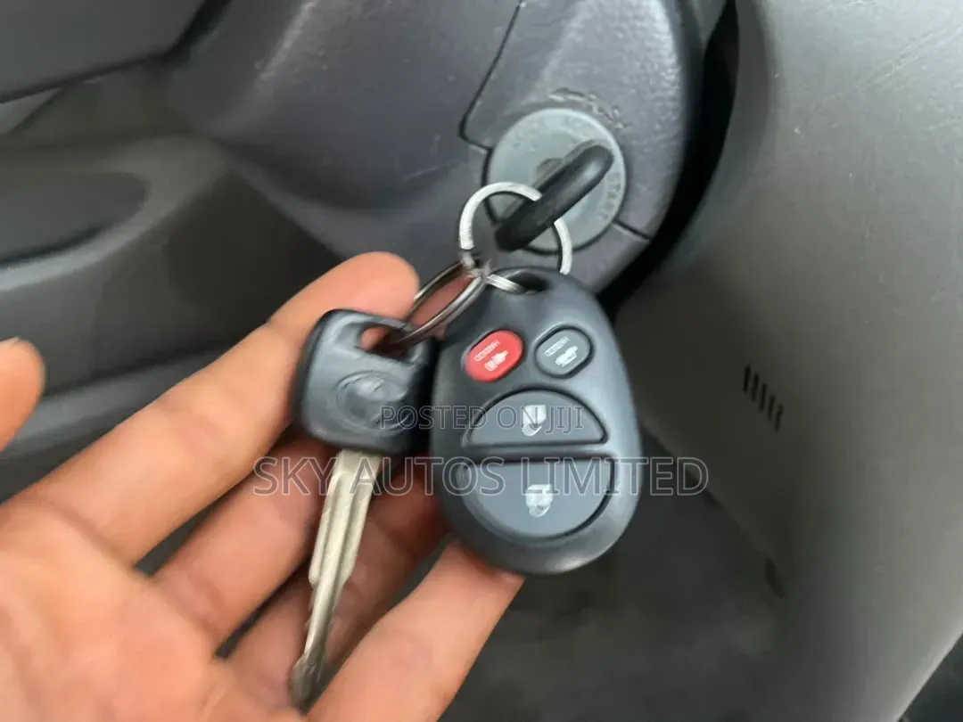 Toyota Corolla 2003 Silver