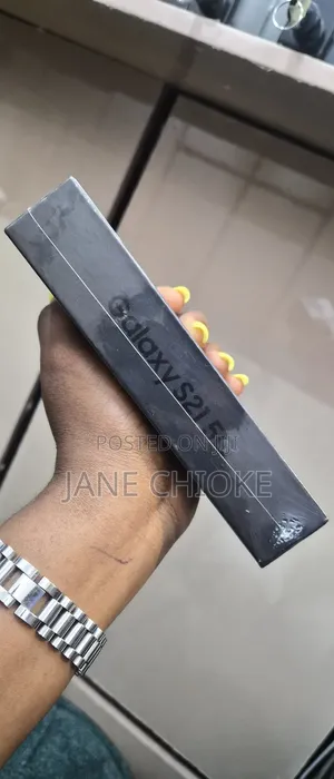 New Samsung Galaxy S21 5G 128 GB Black