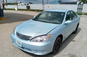 Toyota Camry 2005 Blue