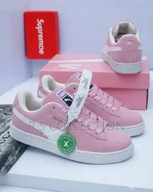 High Quality Puma Unisex Sneakers