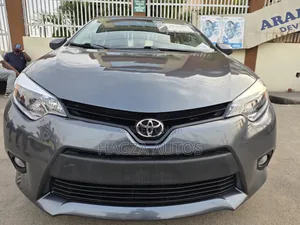 Toyota Corolla LE Premium 4dr Sedan (1.8L 4cyl CVT) 2015 Gray