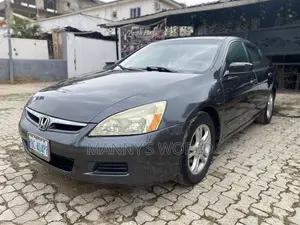 Honda Accord 2006 Gray