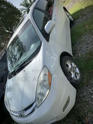 Toyota Sienna 2008 Silver